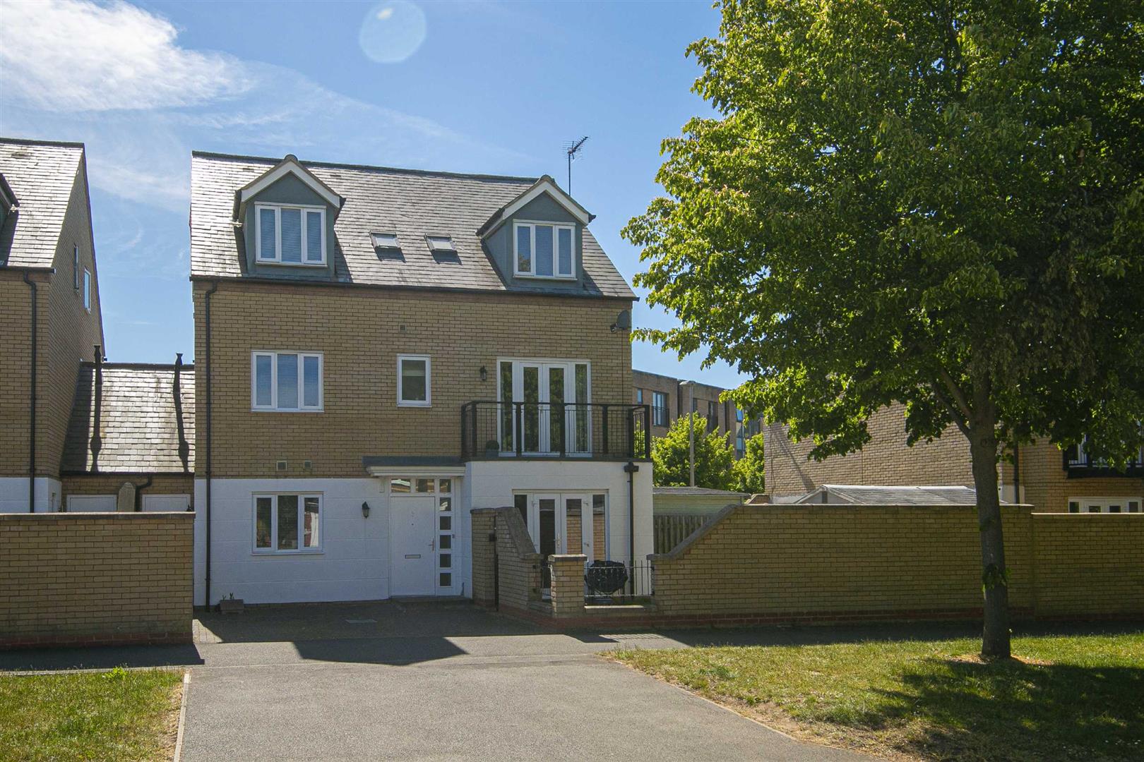 Monellan Grove, Caldecotte, Milton Keynes